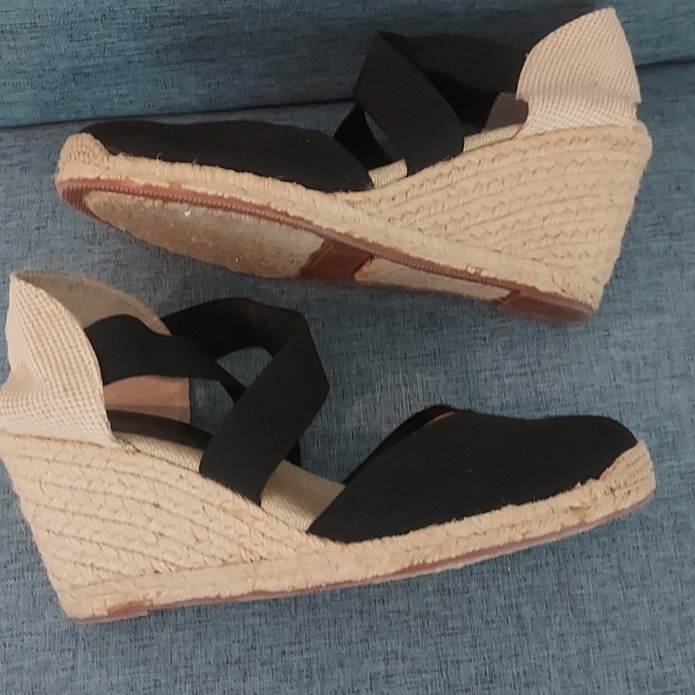 Shoes - Picture 3 of 5